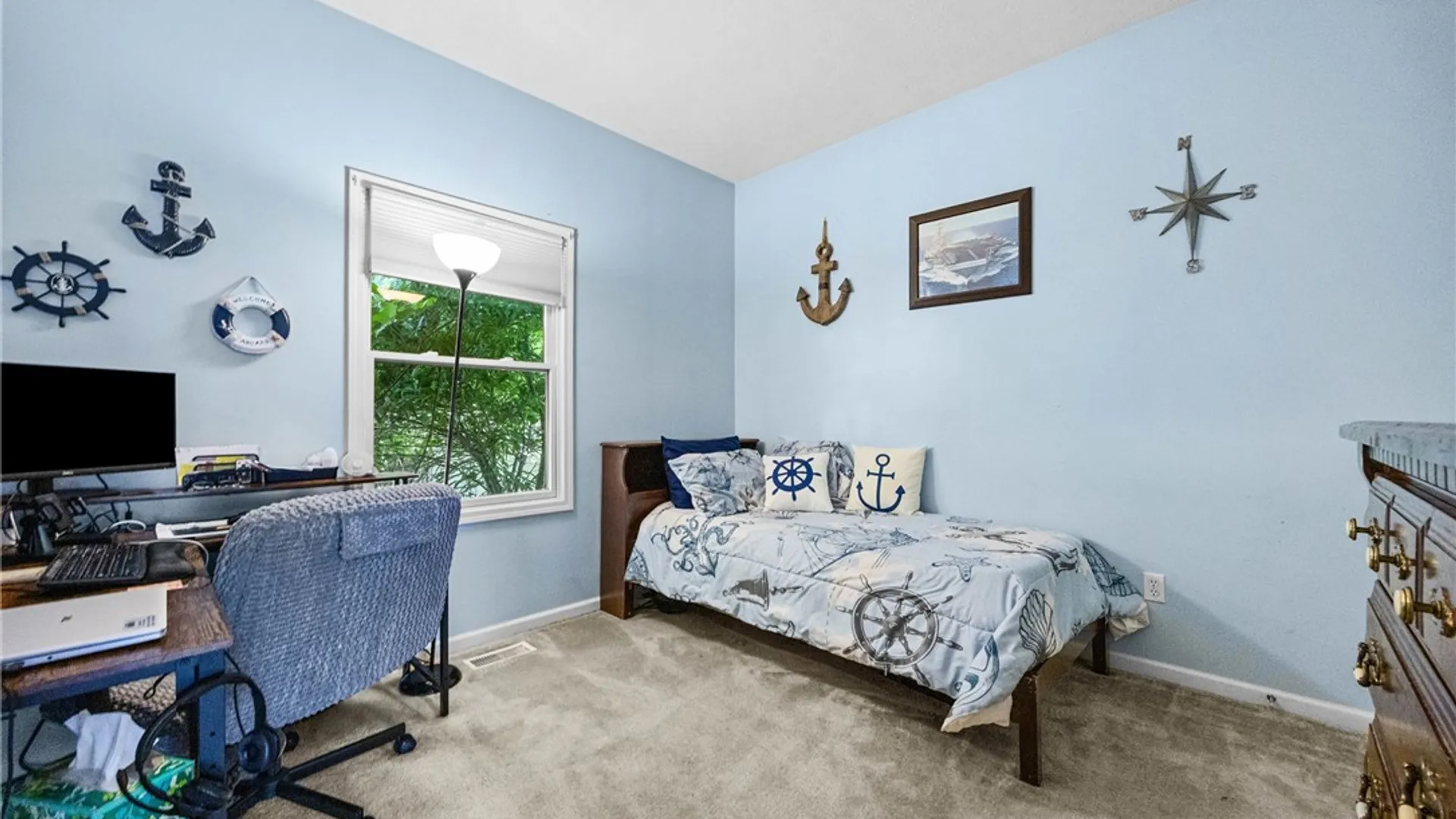 Property at 1886 Surrey Crossing, Ontario, NY 14519 38