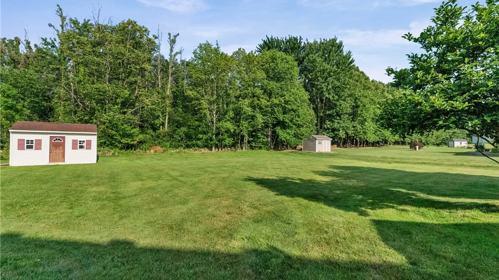 Property at 1886 Surrey Crossing, Ontario, NY 14519 46
