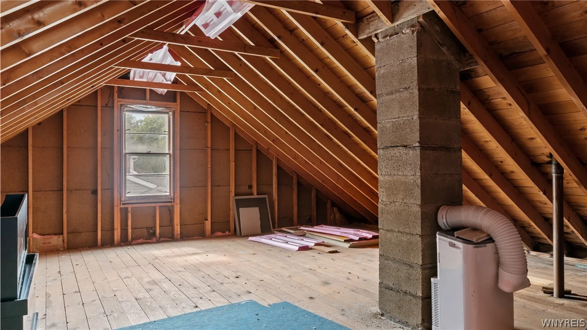 Property at 28 Singer Drive, West Seneca, NY 14224 26