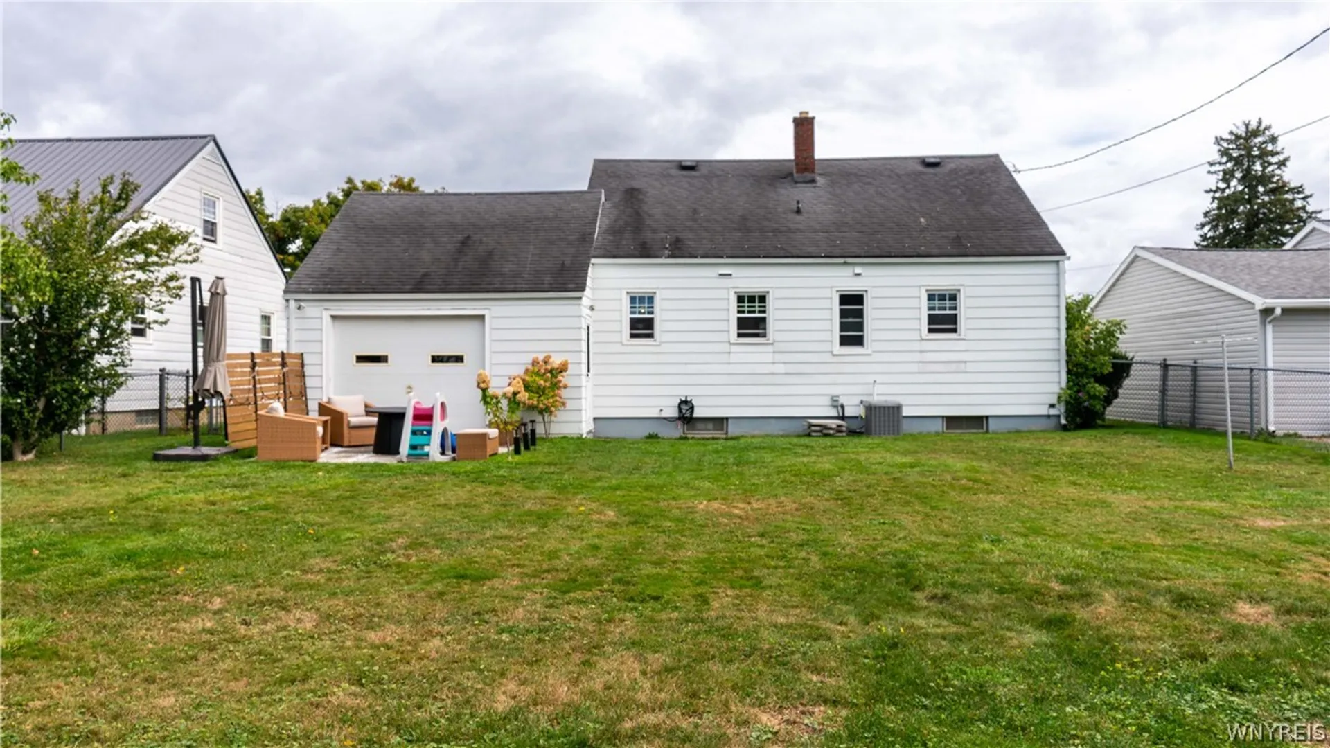 Property at 28 Singer Drive, West Seneca, NY 14224 35