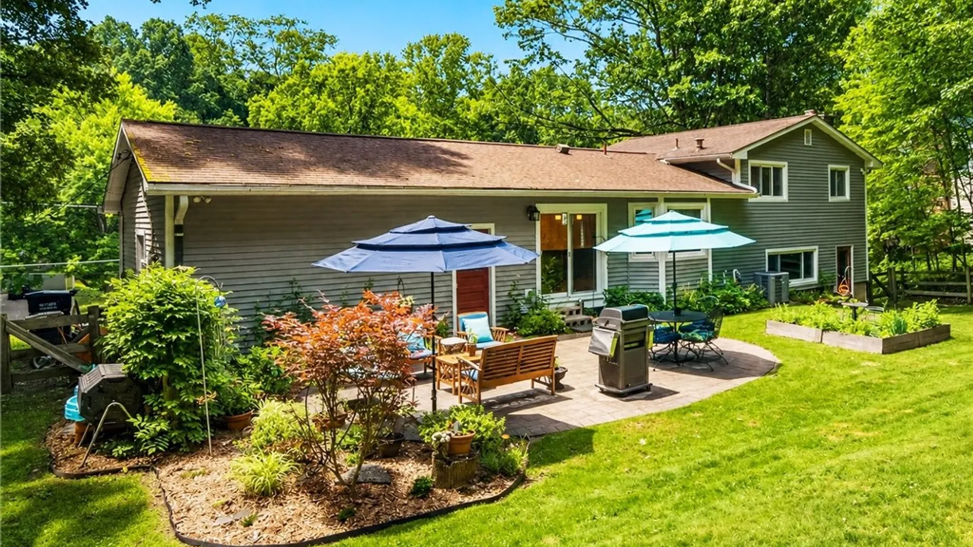 Property at 24 Little Spring Run, Perinton, NY 14450 31