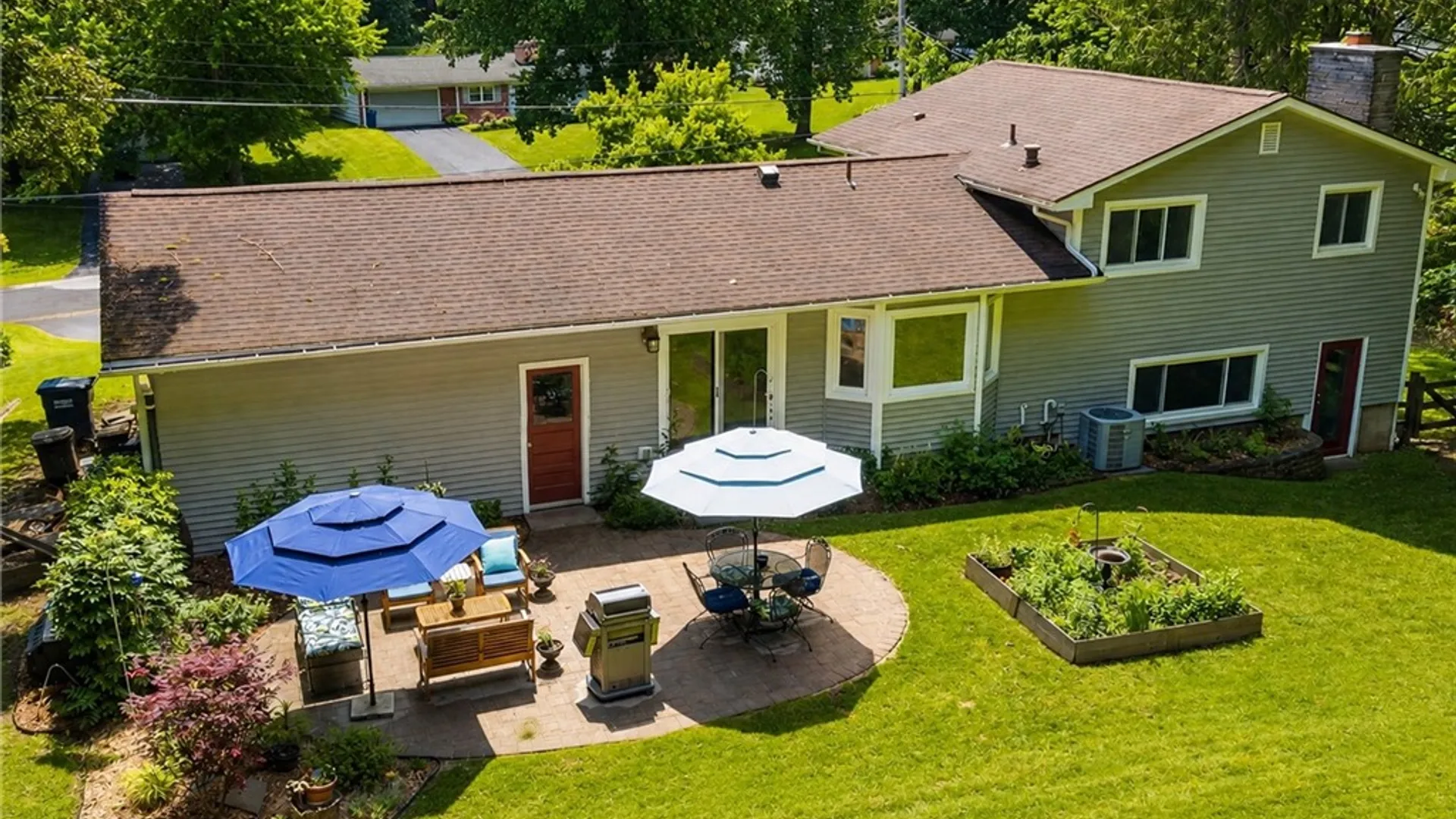 Property at 24 Little Spring Run, Perinton, NY 14450 36