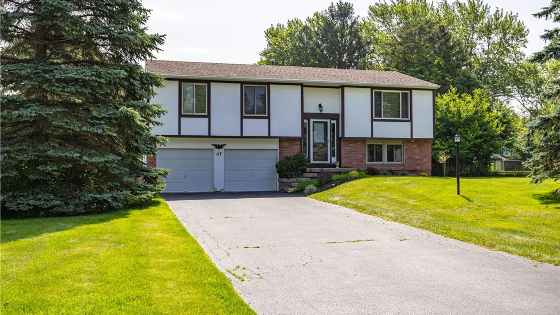 Property at 117 Stockton Lane, Penfield, NY 14625 2