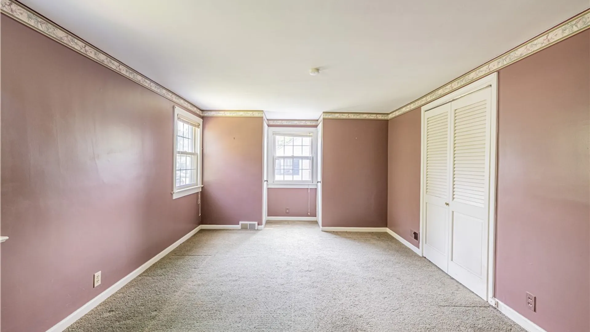 Property at 2949 Elmwood Avenue, Brighton, NY 14618 20
