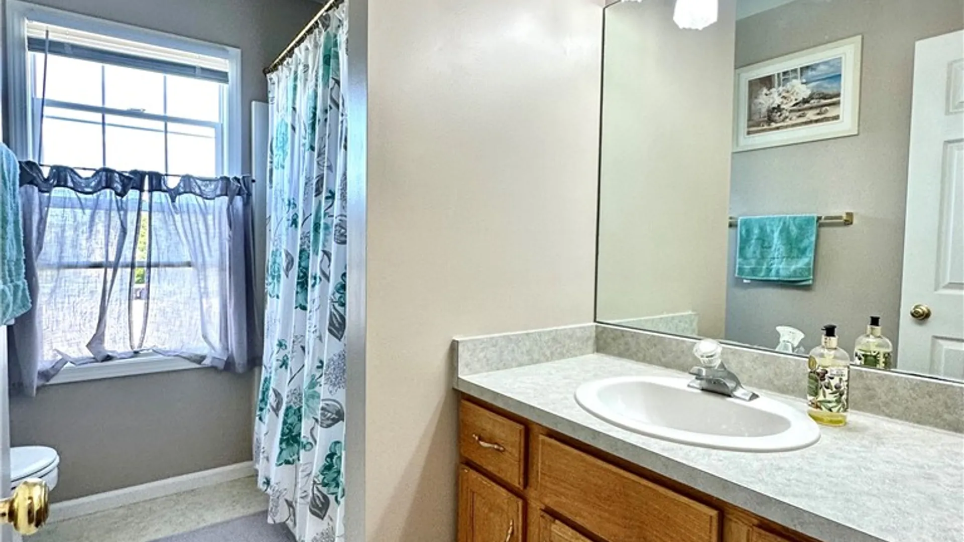 Property at 34 Hale Circle, Greece, NY 14612 11