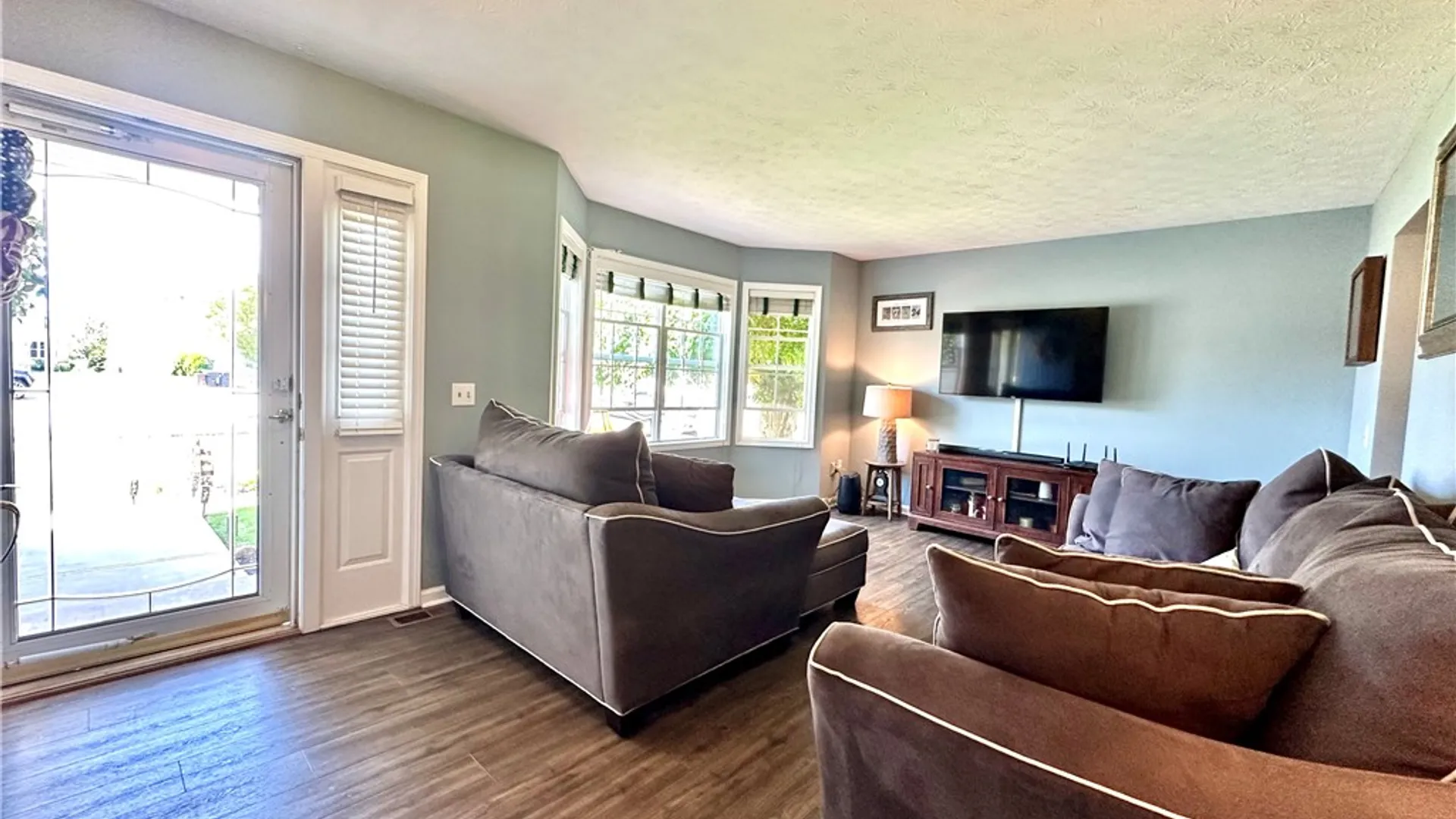 Property at 34 Hale Circle, Greece, NY 14612 13