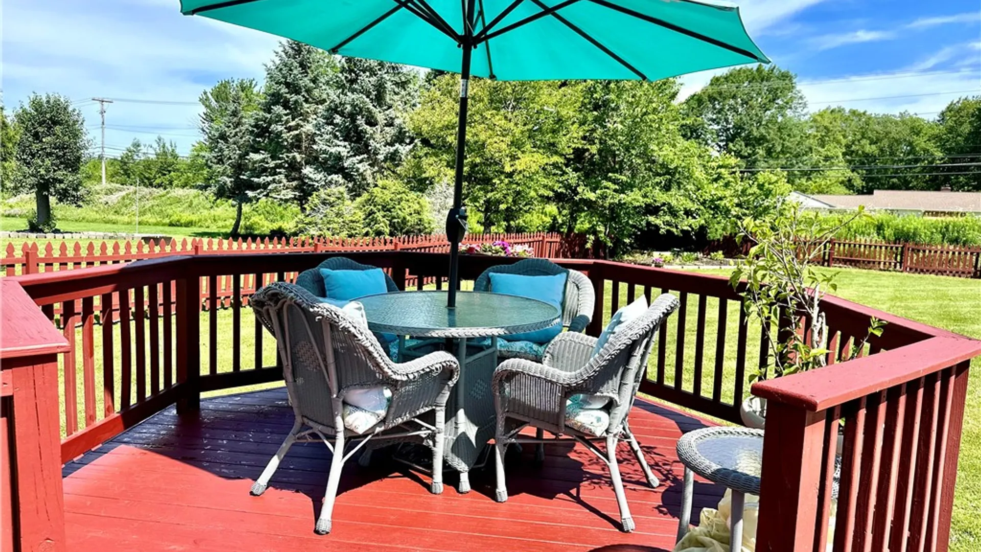 Property at 34 Hale Circle, Greece, NY 14612 18