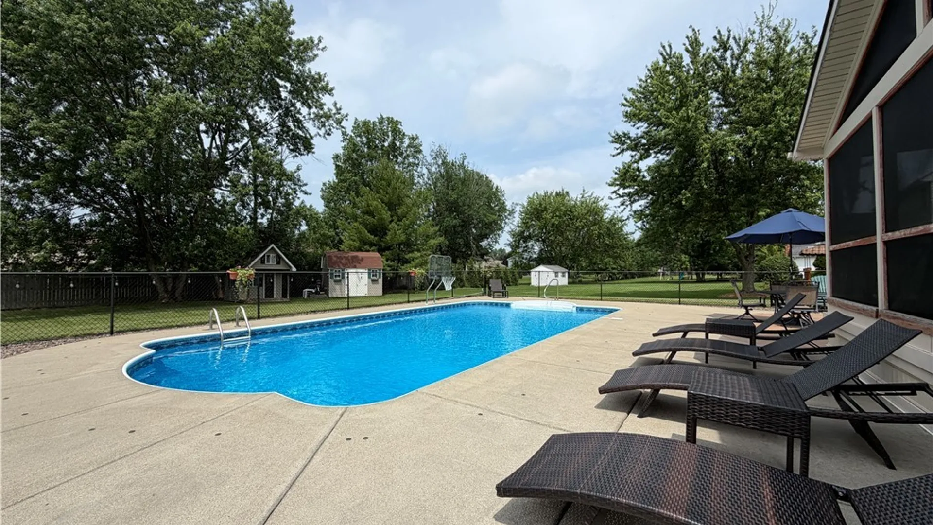 Property at 6110 Meadow Lakes Drive, Clarence, NY 14051 32