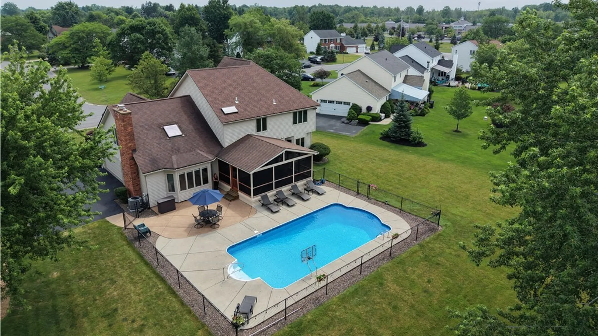 Property at 6110 Meadow Lakes Drive, Clarence, NY 14051 34