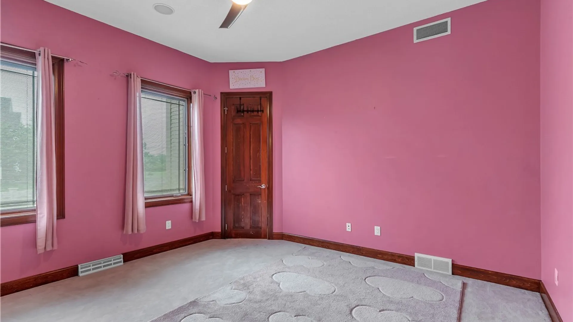 Property at 5460 Pinecrest Drive, Niagara, NY 14094 17