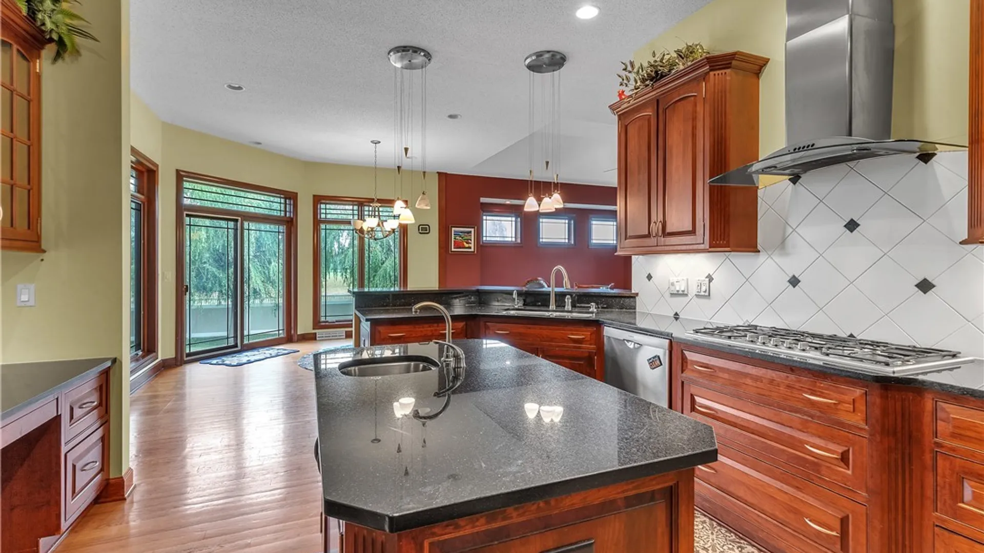 Property at 5460 Pinecrest Drive, Niagara, NY 14094 27