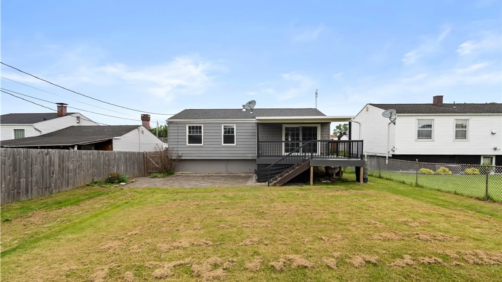 Property at 47 W Toulon Drive, Cheektowaga, NY 14227 39