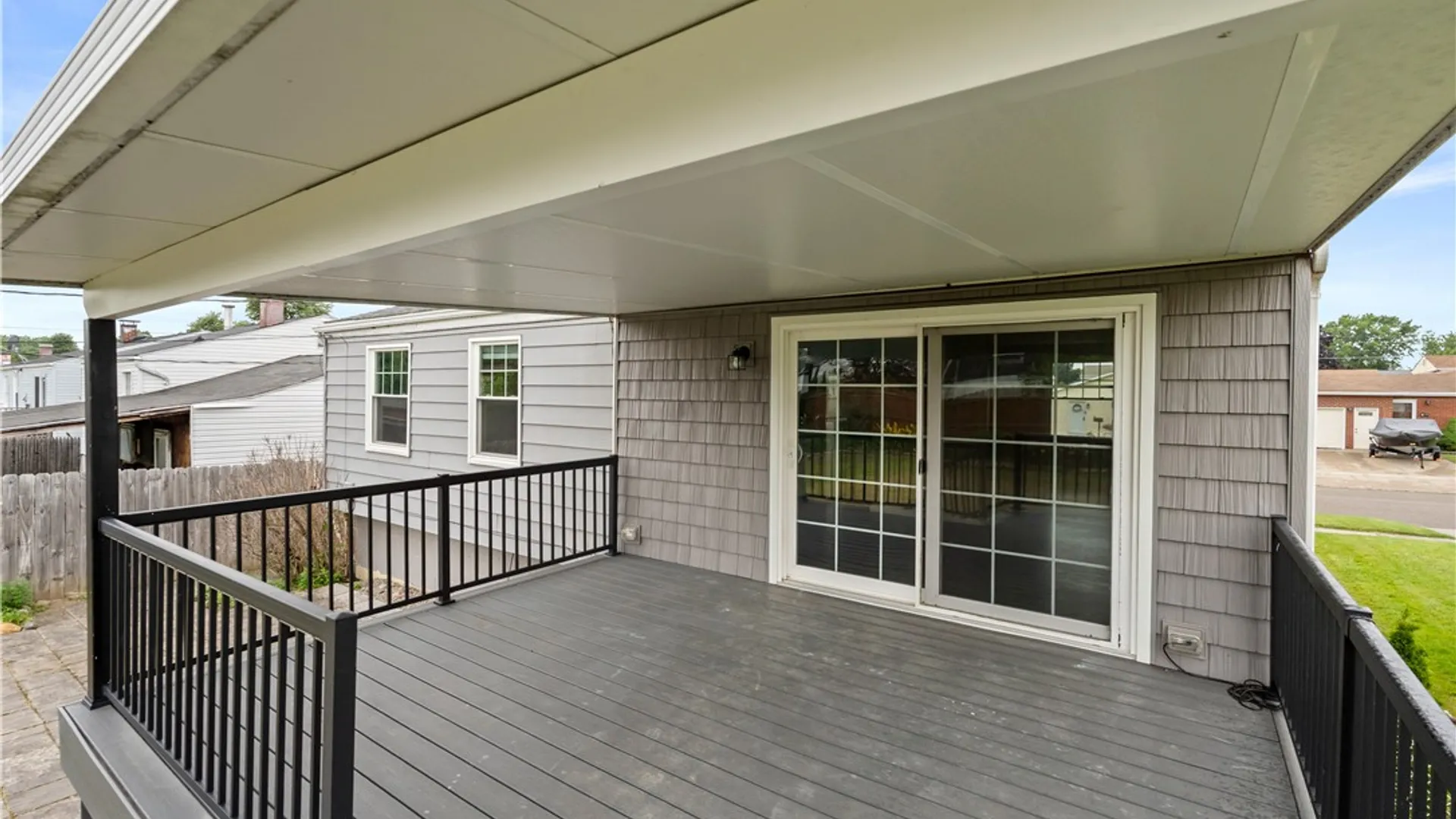 Property at 47 W Toulon Drive, Cheektowaga, NY 14227 43
