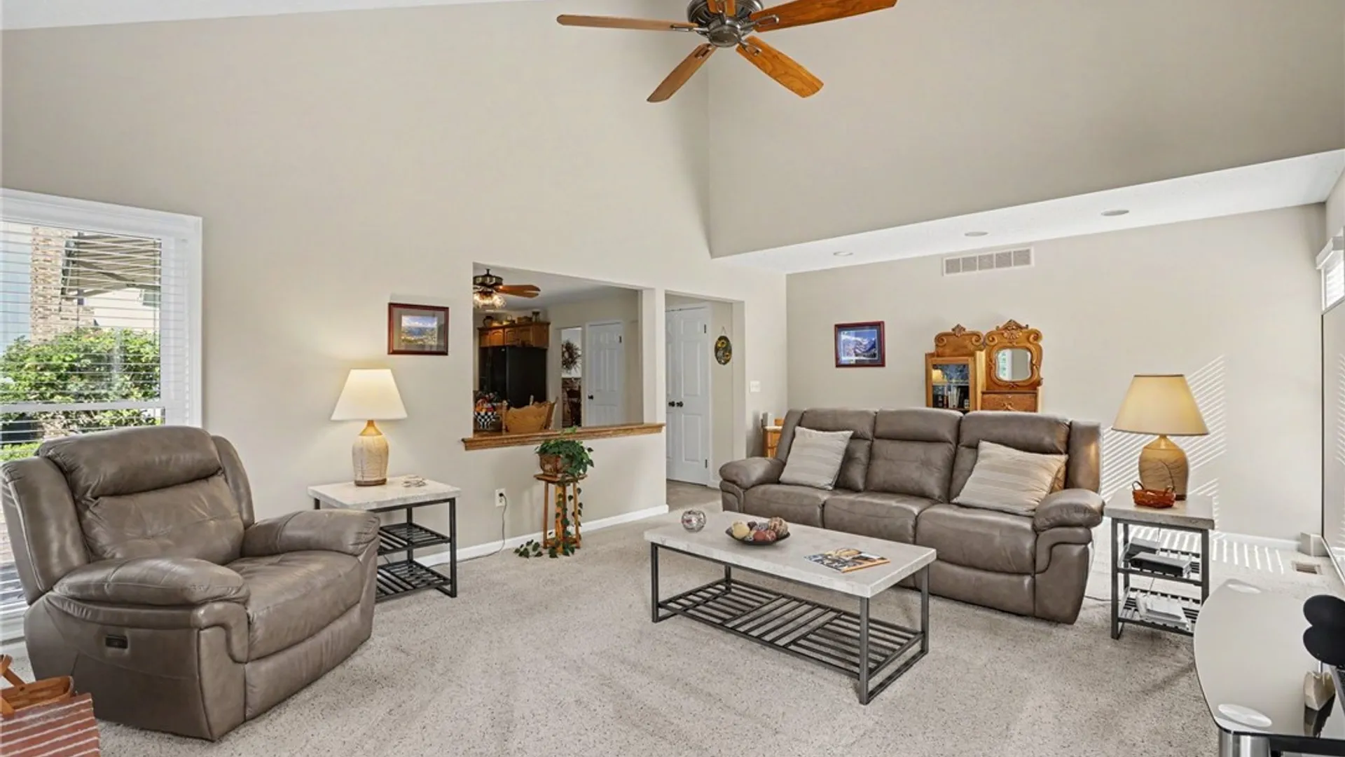 Property at 495 Granger Cir, Webster, NY 14580 12