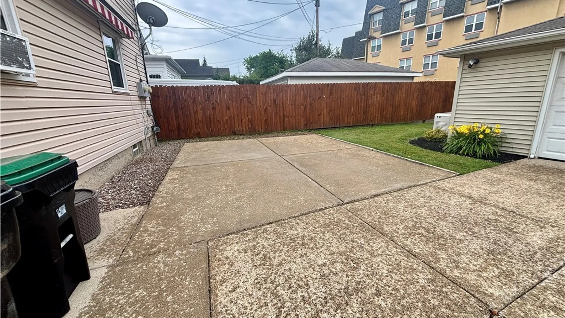 Property at 98 Delaware Rd, Tonawanda, NY 14217 35