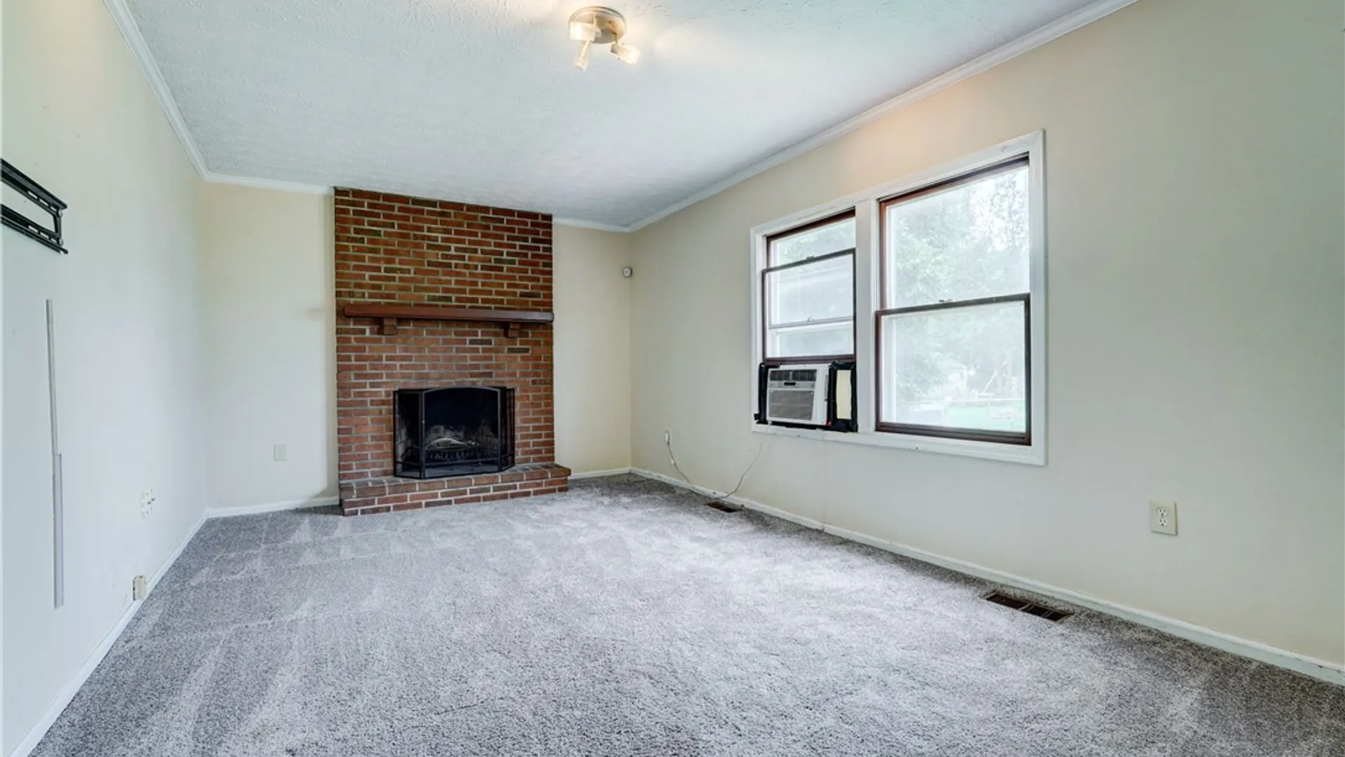 Property at 138 Pebbleview Dr, Greece, NY 14612 17