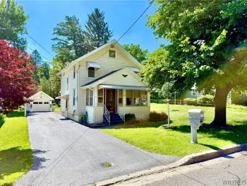 Property at 29 Roosevelt Avenue, Batavia City, NY 14020
