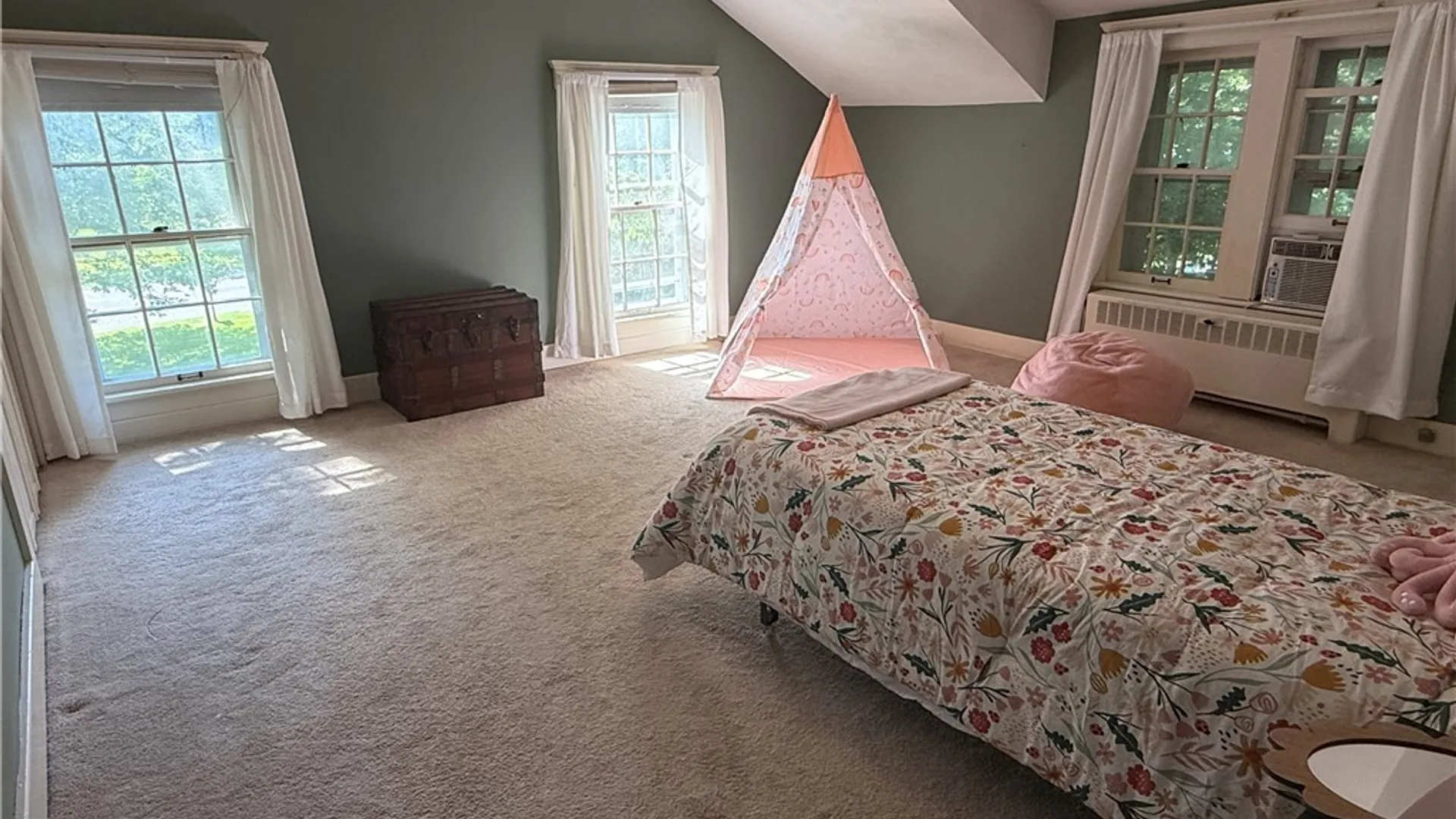 Property at 4 Lynacres Boulevard, DeWitt, NY 13066 20
