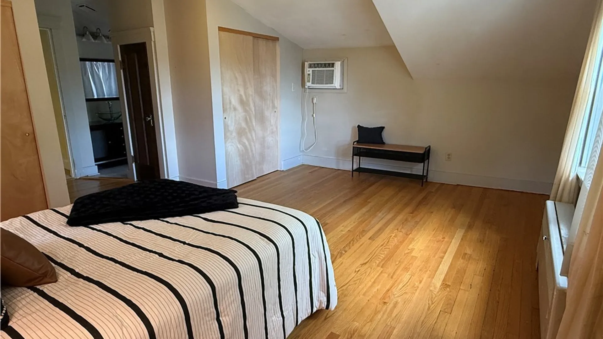 Property at 4 Lynacres Boulevard, DeWitt, NY 13066 31