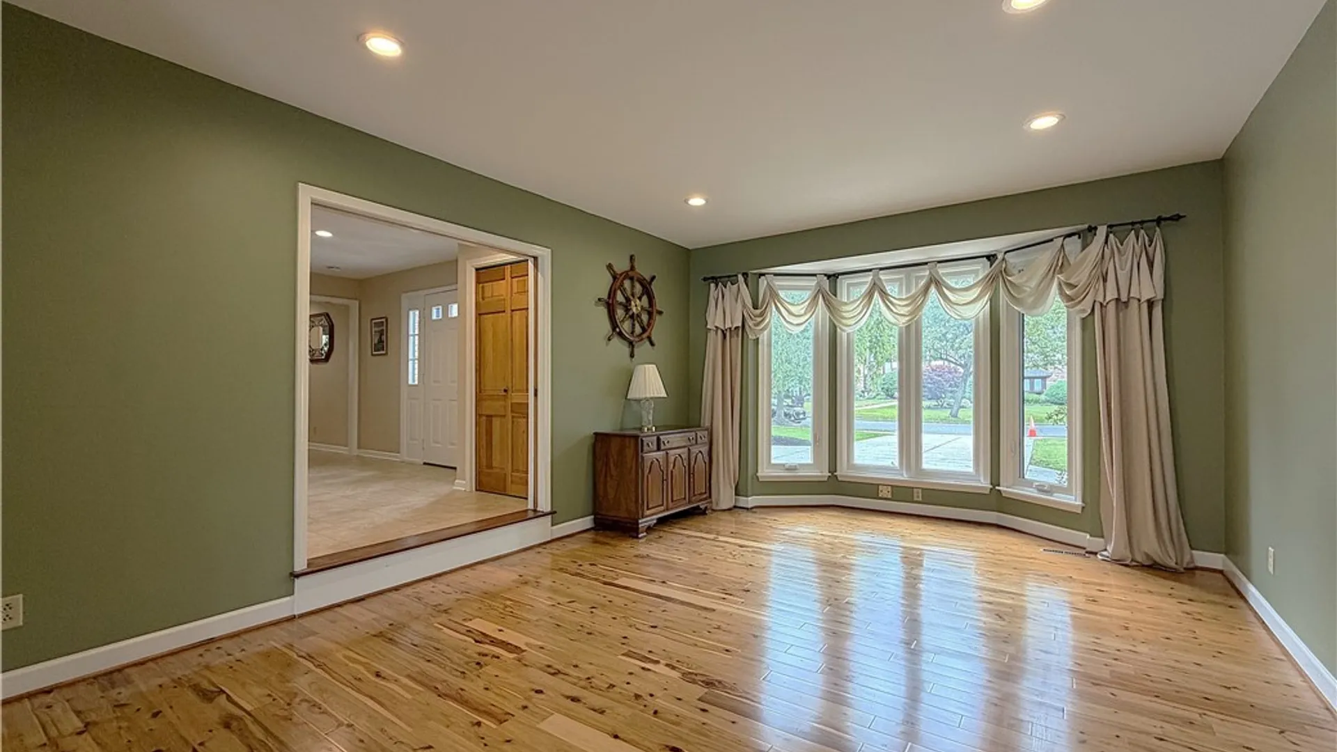 Property at 216 Quail Hollow Lane, Amherst, NY 14051 17
