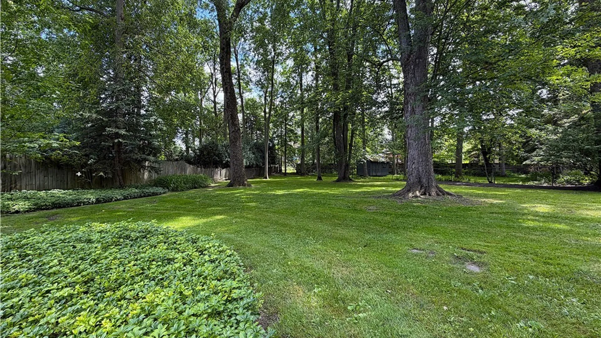 Property at 216 Quail Hollow Lane, Amherst, NY 14051 40