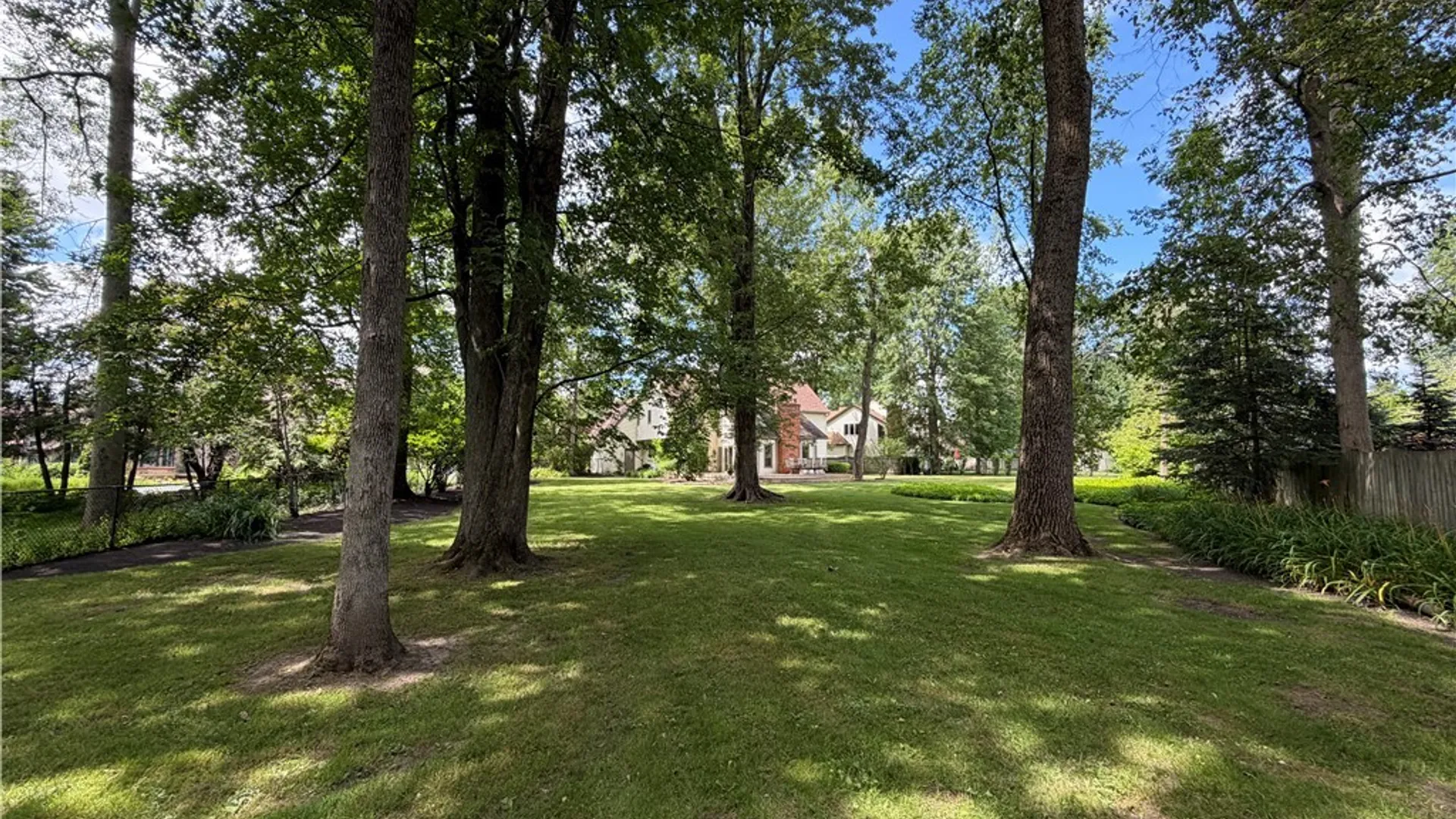 Property at 216 Quail Hollow Lane, Amherst, NY 14051 43