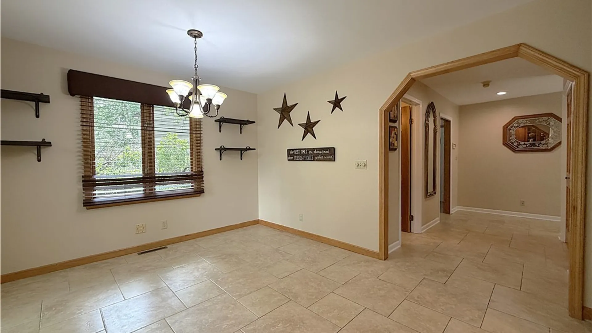 Property at 216 Quail Hollow Lane, Amherst, NY 14051 9