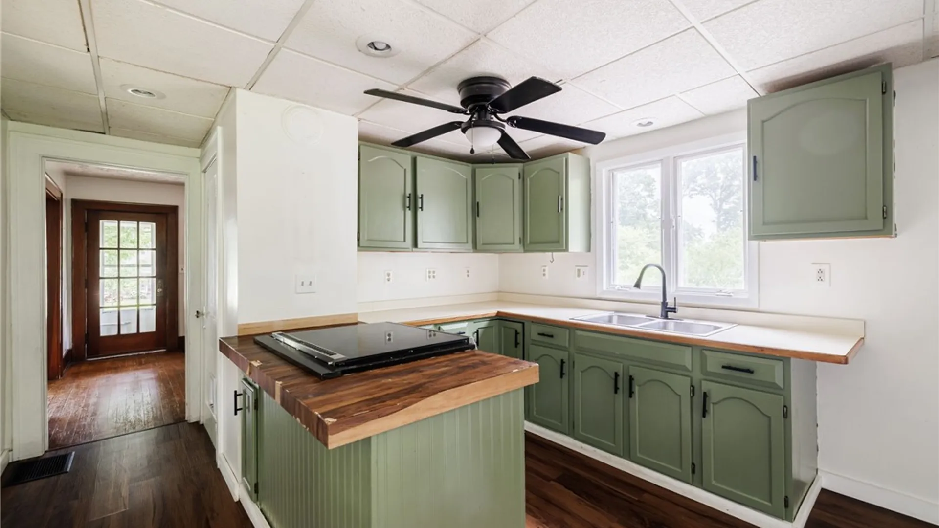 Property at 160 North Avenue, Avon, NY 14414 14