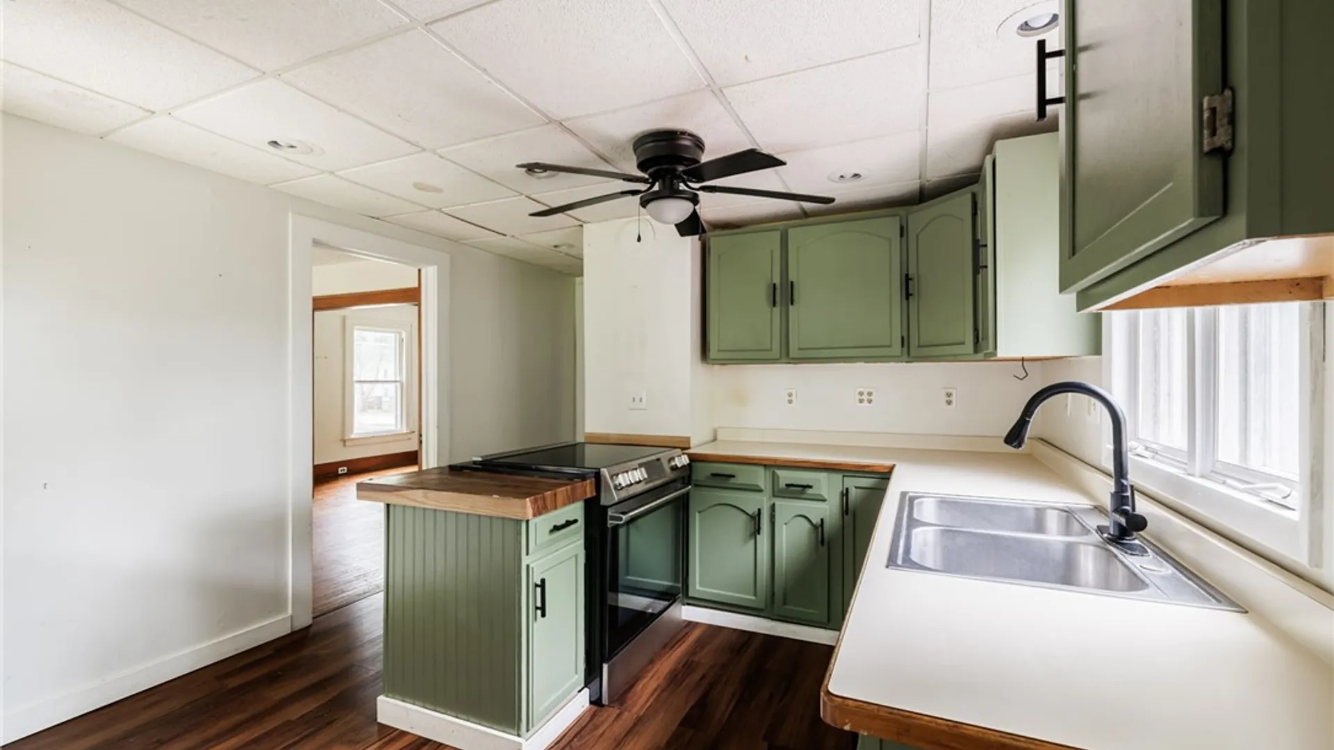 Property at 160 North Avenue, Avon, NY 14414 15