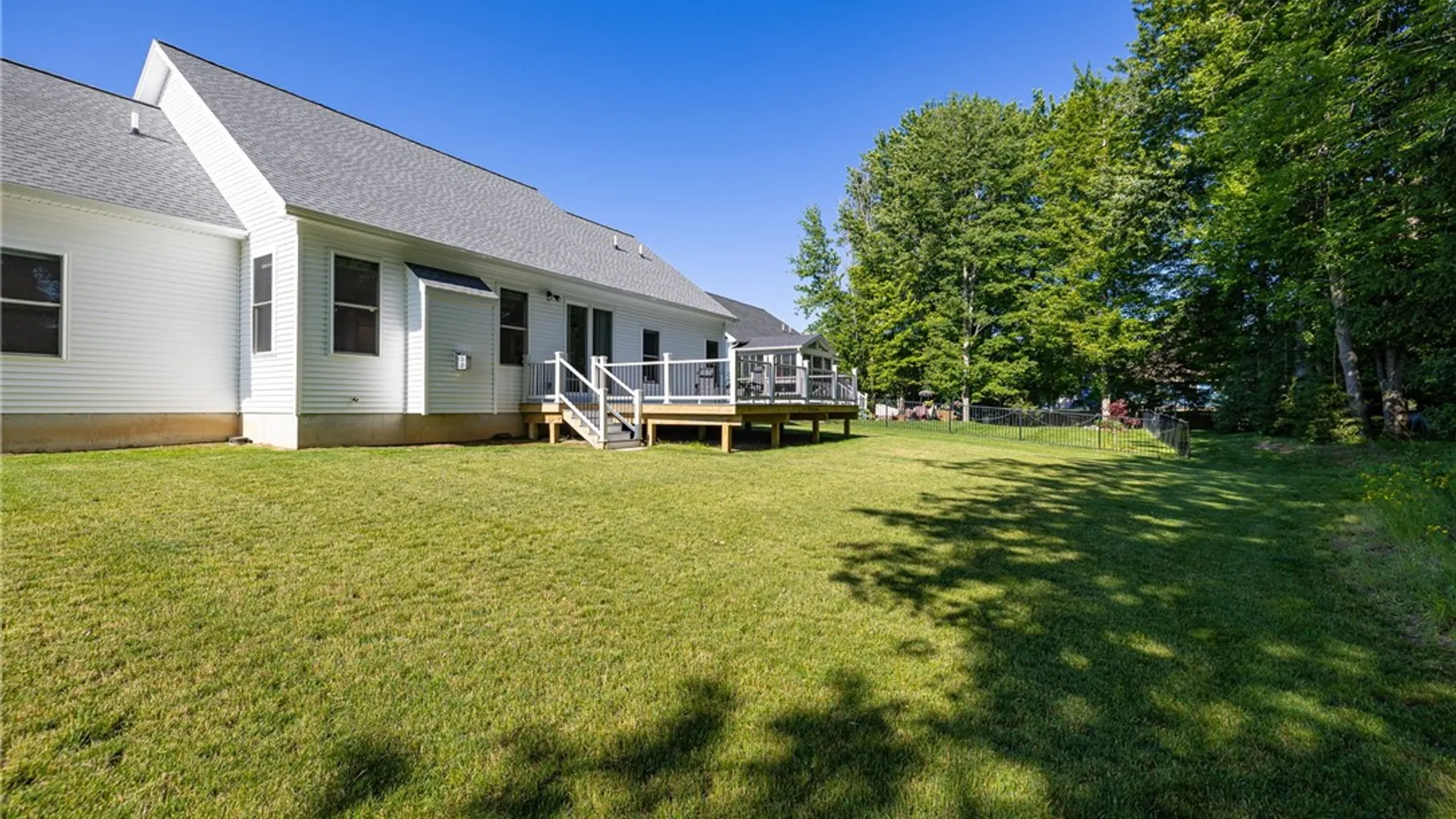 Property at 1306 Tall Birch Trail, Webster, NY 14580 41
