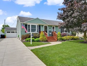 Property at 4351 E Frontier Drive, Hamburg, NY 14219