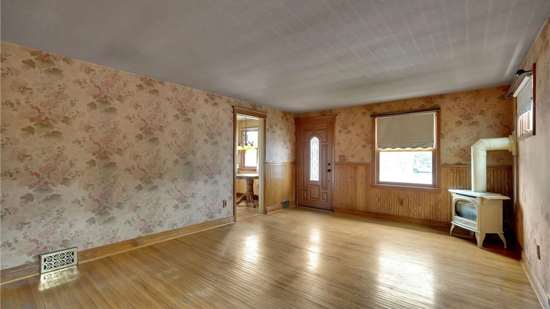 Property at 1904 Union Road, West Seneca, NY 14224 21