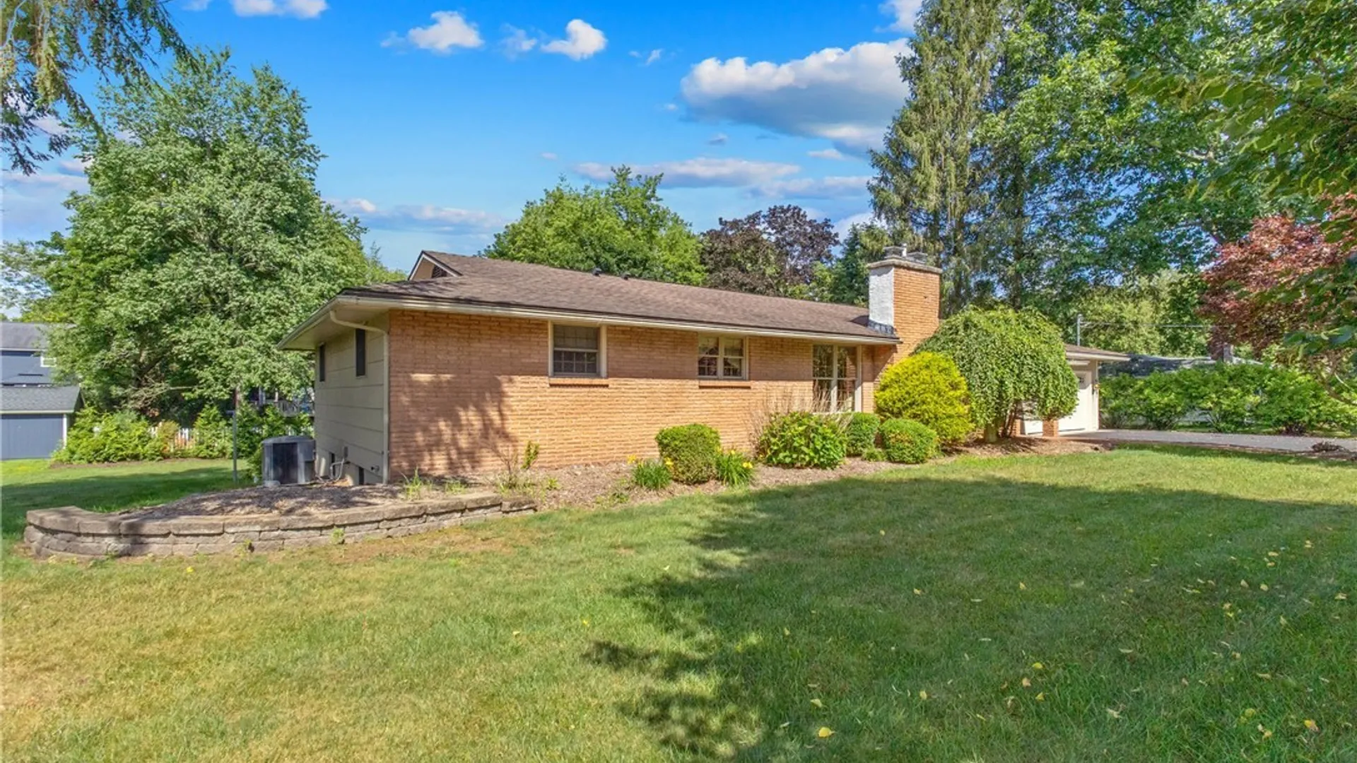 Property at 7895 Dewitt Drive, Lysander, NY 13027 2