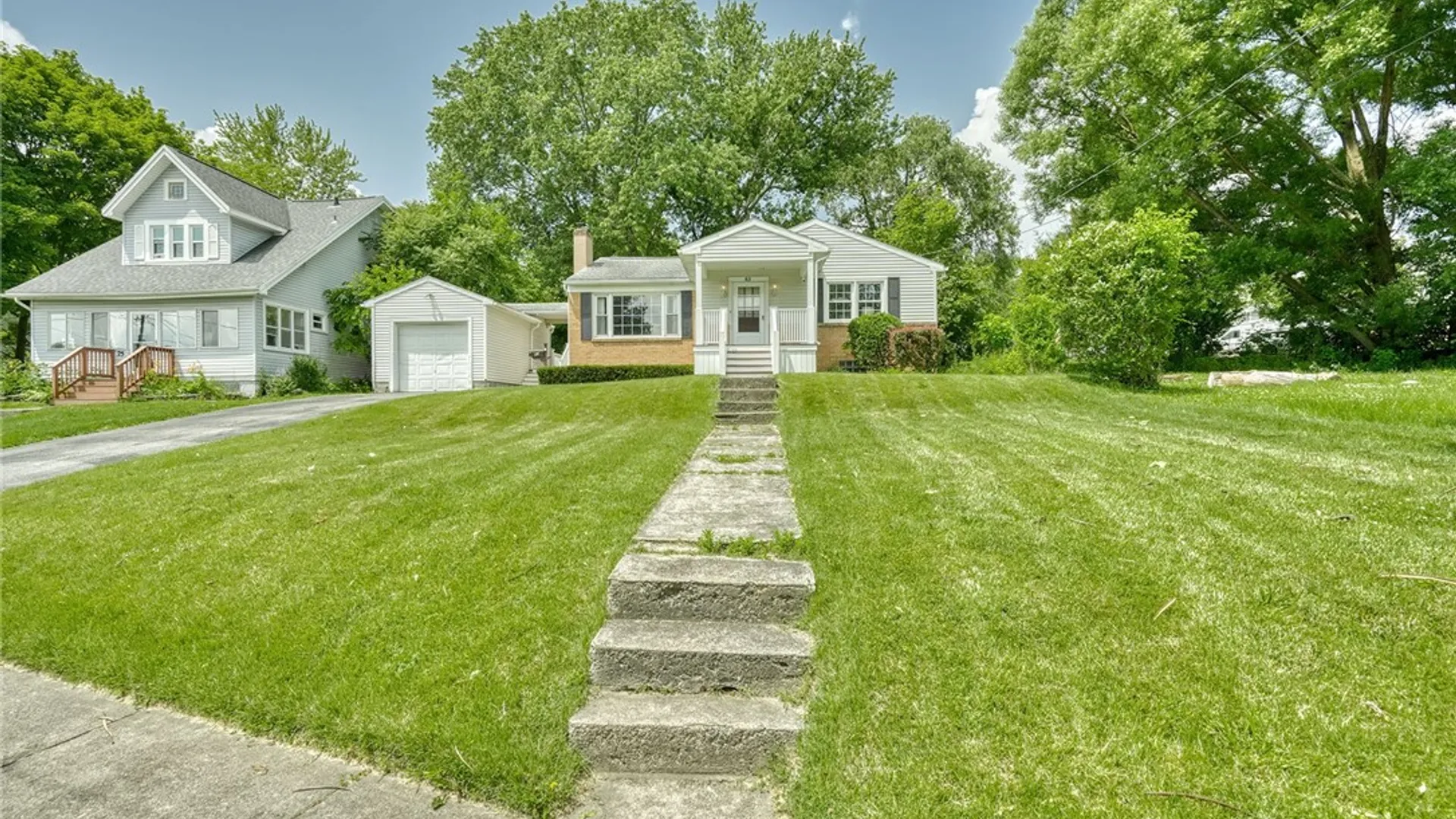 Property at 83 Garden Drive, Irondequoit, NY 14609 4