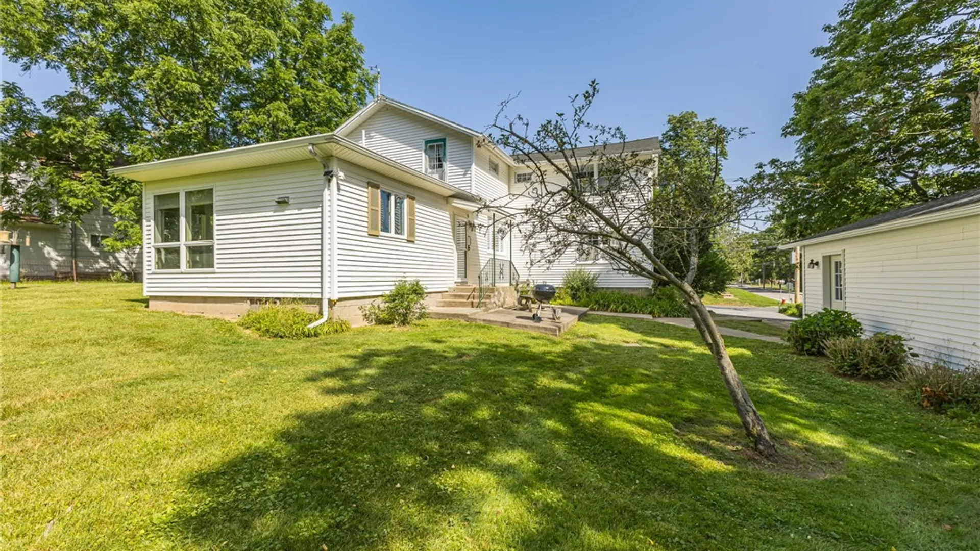 Property at 49 Jay St, Geneva City, NY 14456 27