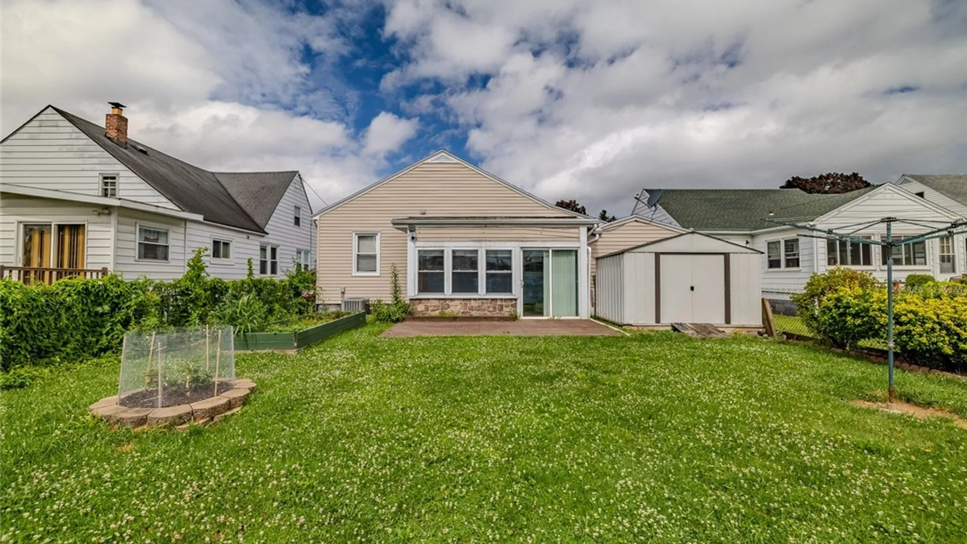 Property at 107 Brookland Drive, Salina, NY 13208 27