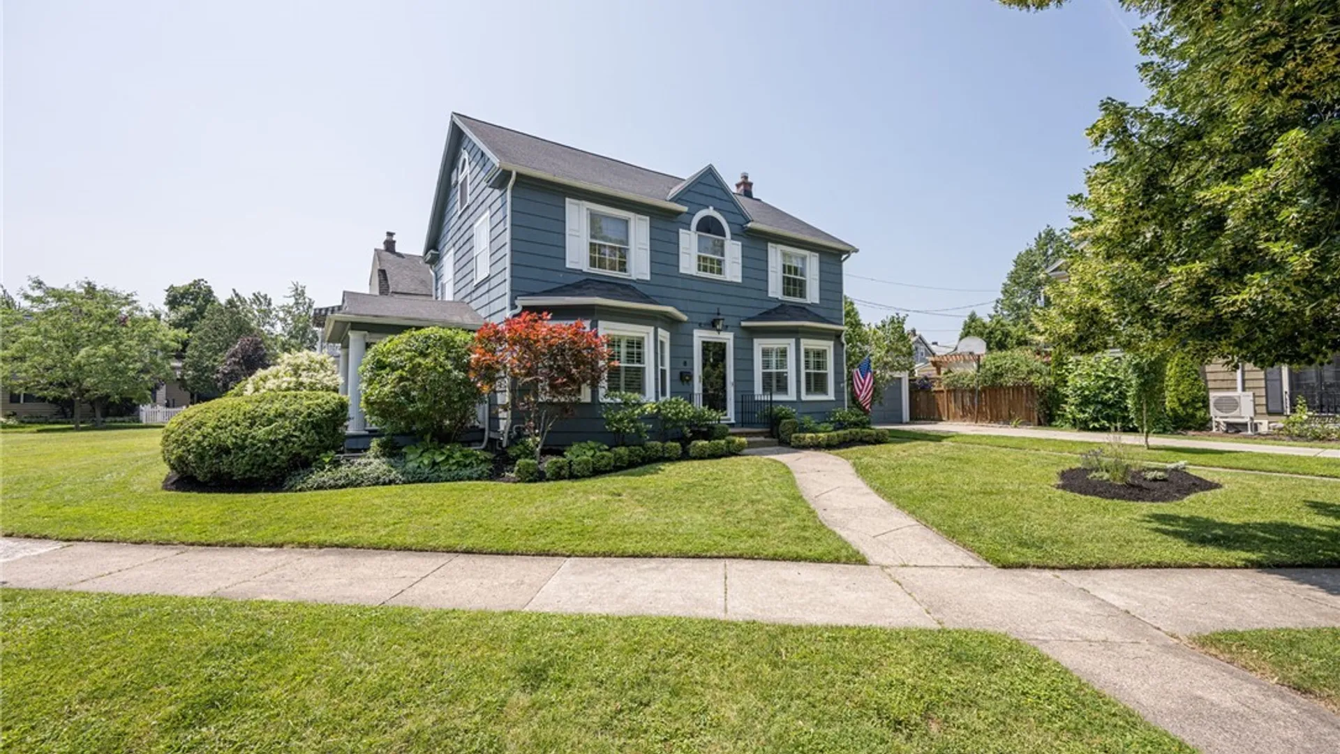 Property at 8 North Drive, Buffalo, NY 14216 2