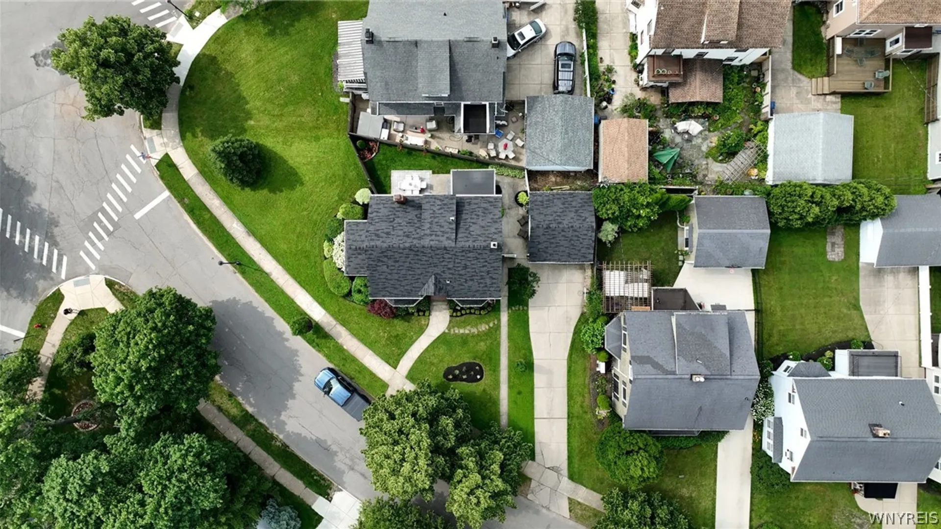 Property at 8 North Drive, Buffalo, NY 14216 44