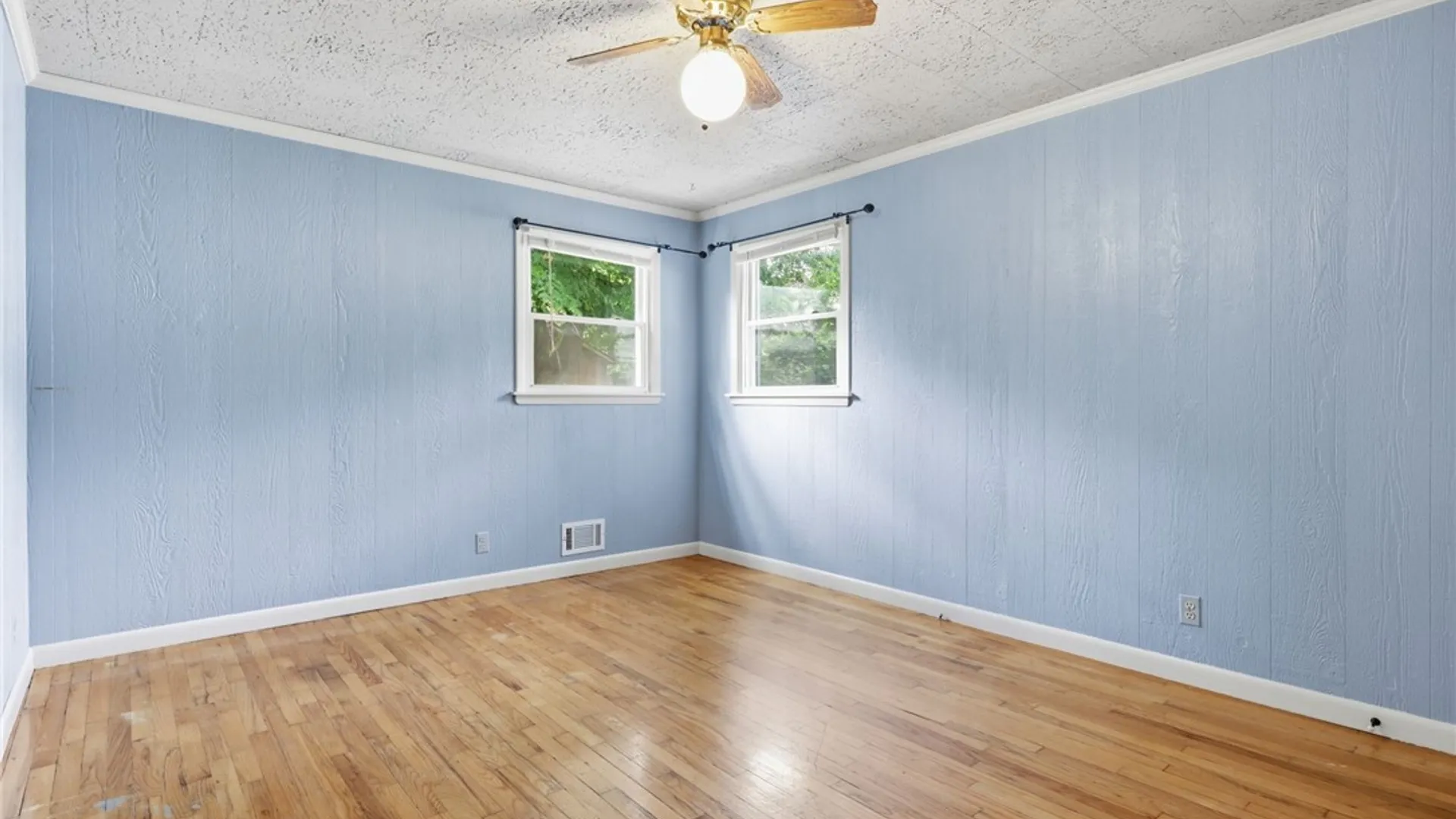 Property at 703-705 Holt Road, Webster, NY 14580 12