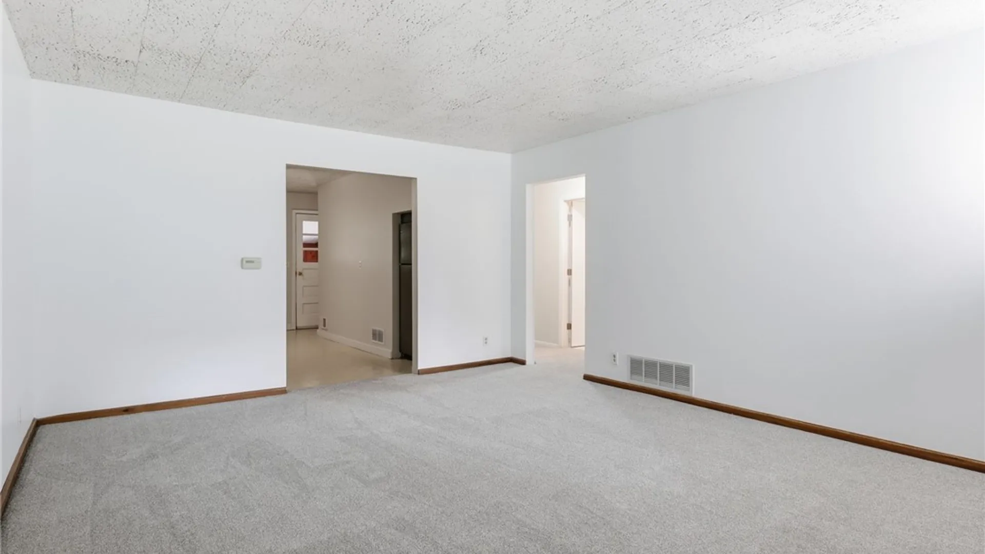 Property at 703-705 Holt Road, Webster, NY 14580 18