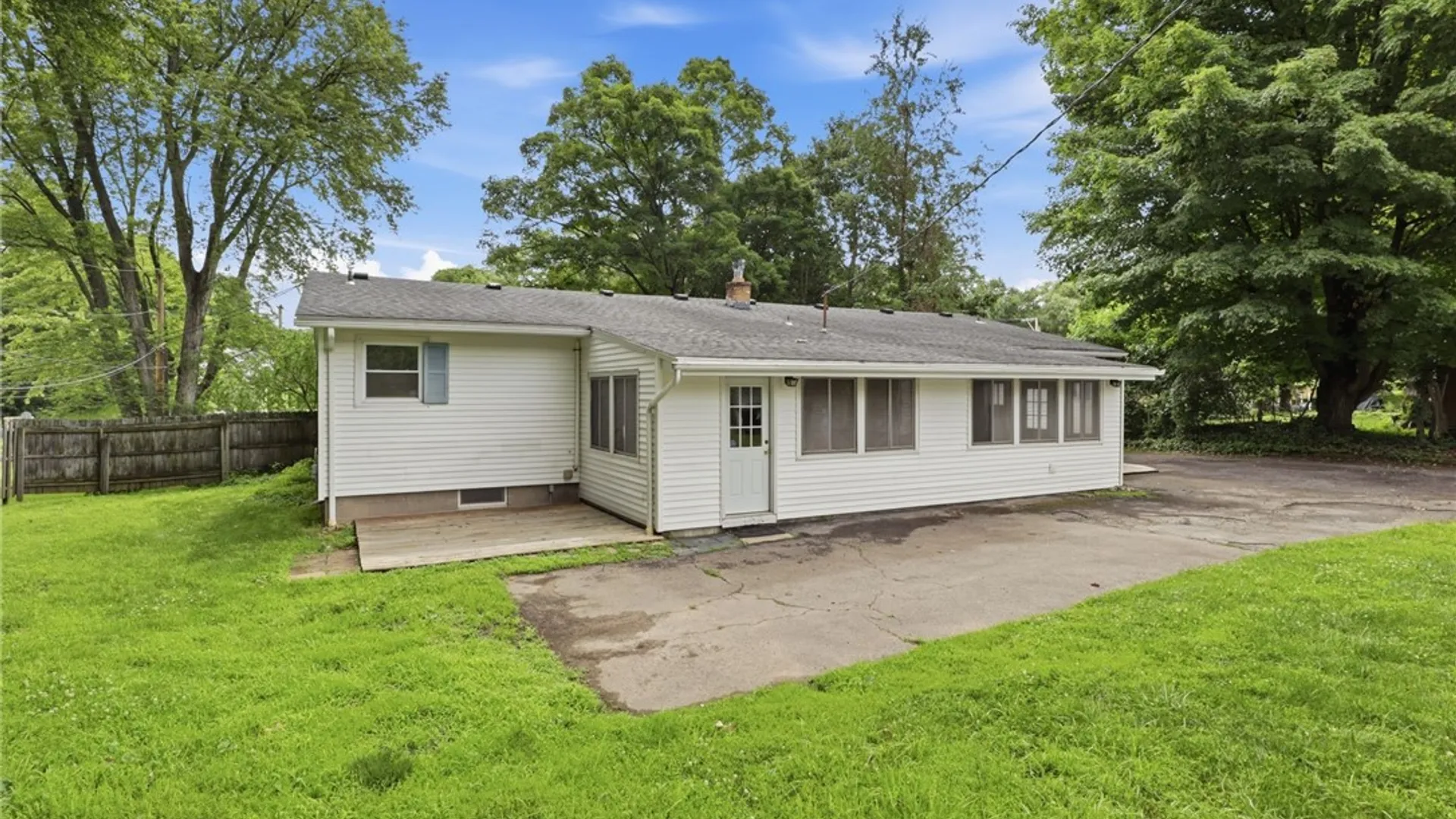 Property at 703-705 Holt Road, Webster, NY 14580 32