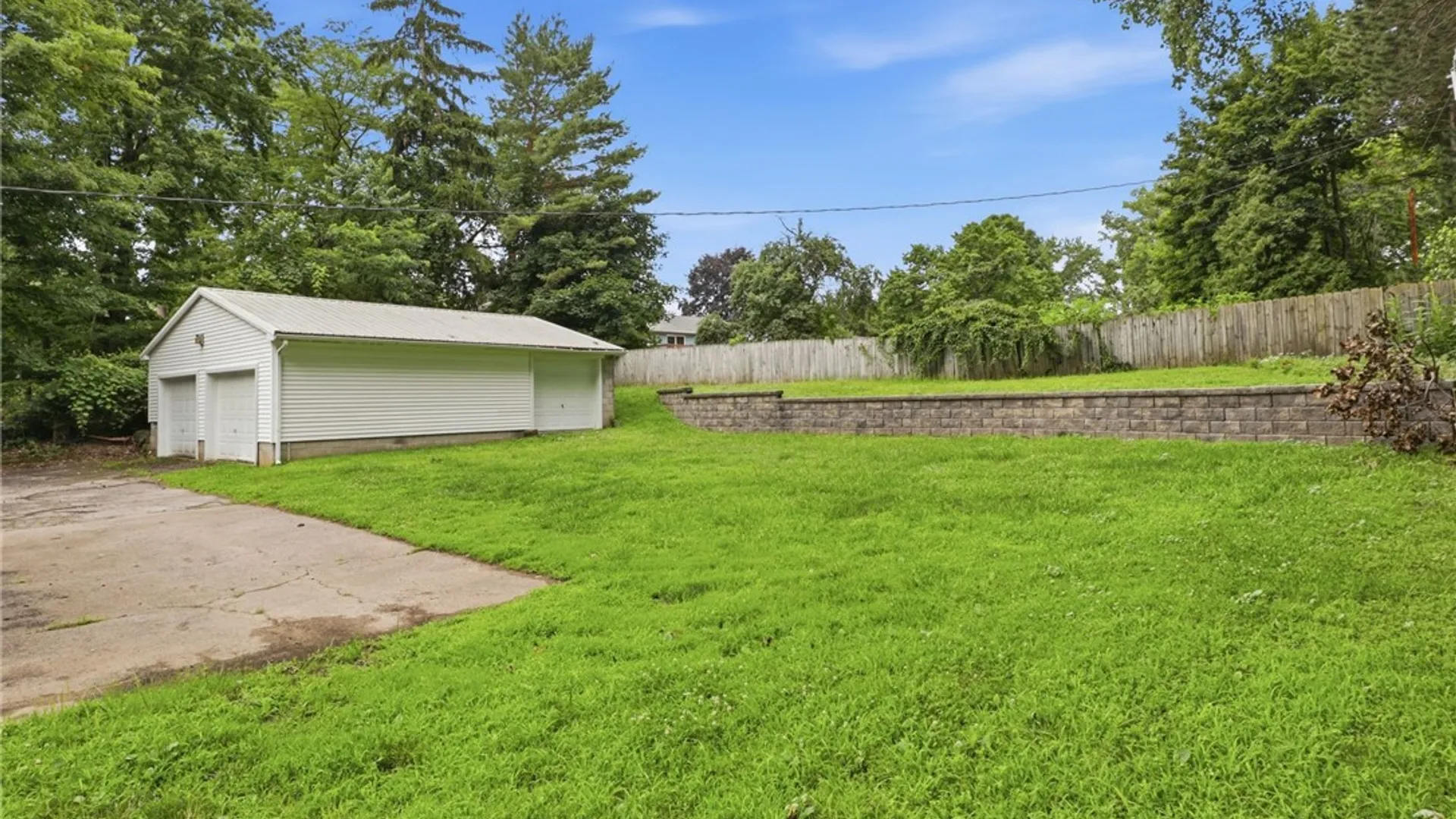 Property at 703-705 Holt Road, Webster, NY 14580 33