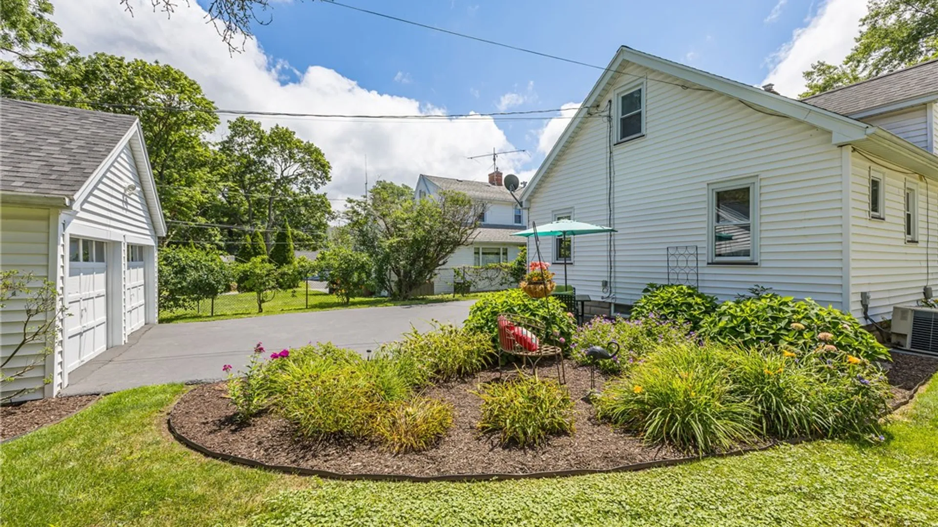 Property at 92 Orchard Drive, Brighton, NY 14618 27