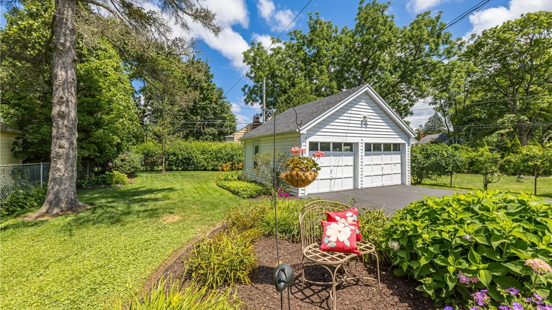 Property at 92 Orchard Drive, Brighton, NY 14618 29