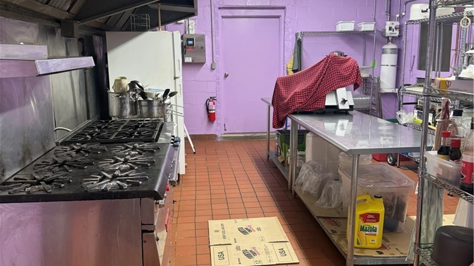 Property at 838 Niagara Falls Blvd Boulevard, Tonawanda, NY 14223 16