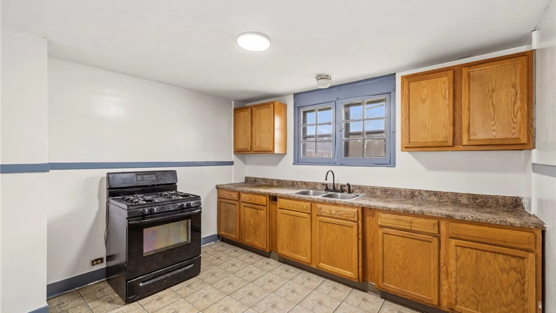 Property at 220 Davidson Avenue, Buffalo, NY 14215 35
