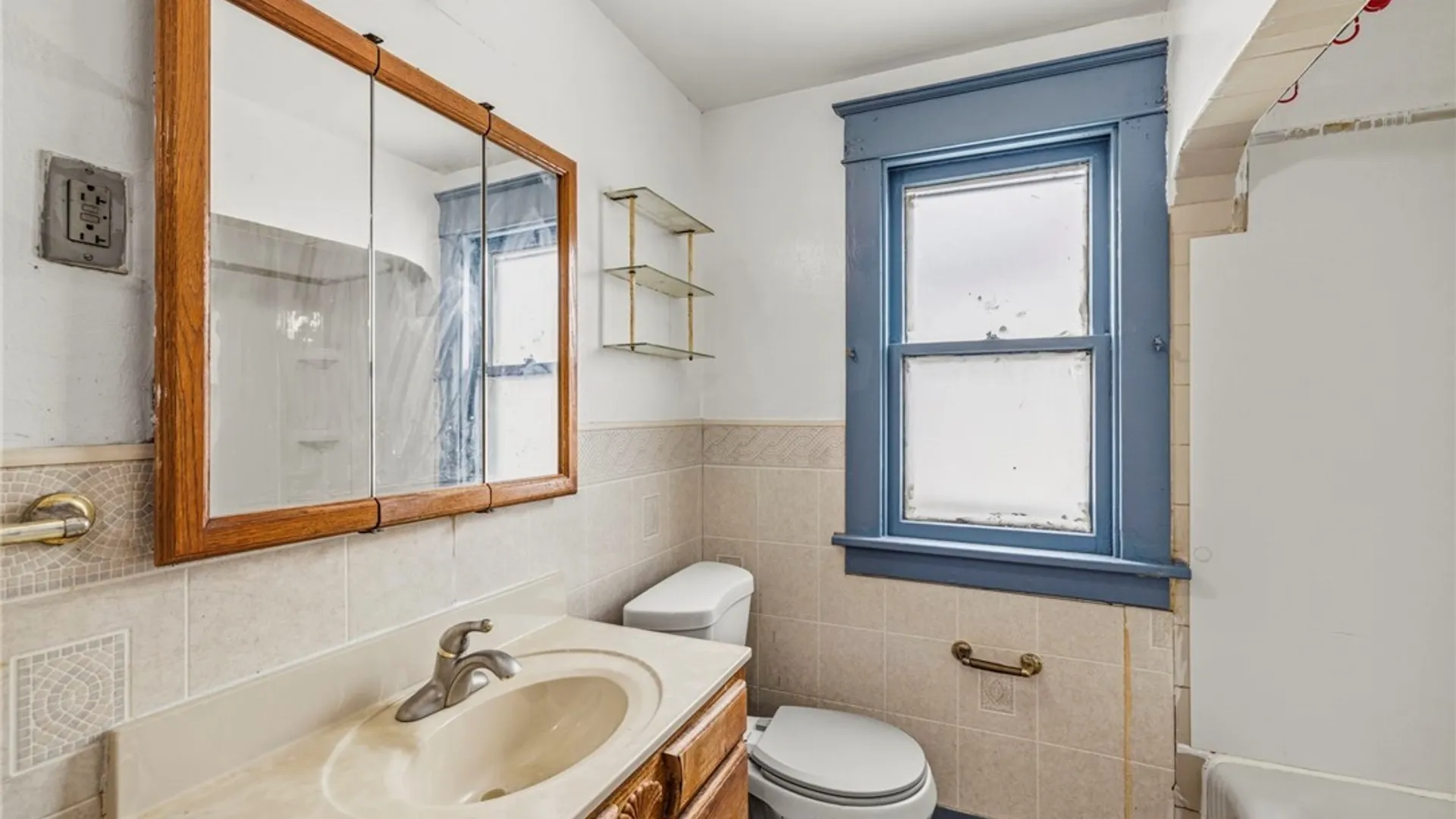 Property at 220 Davidson Avenue, Buffalo, NY 14215 37
