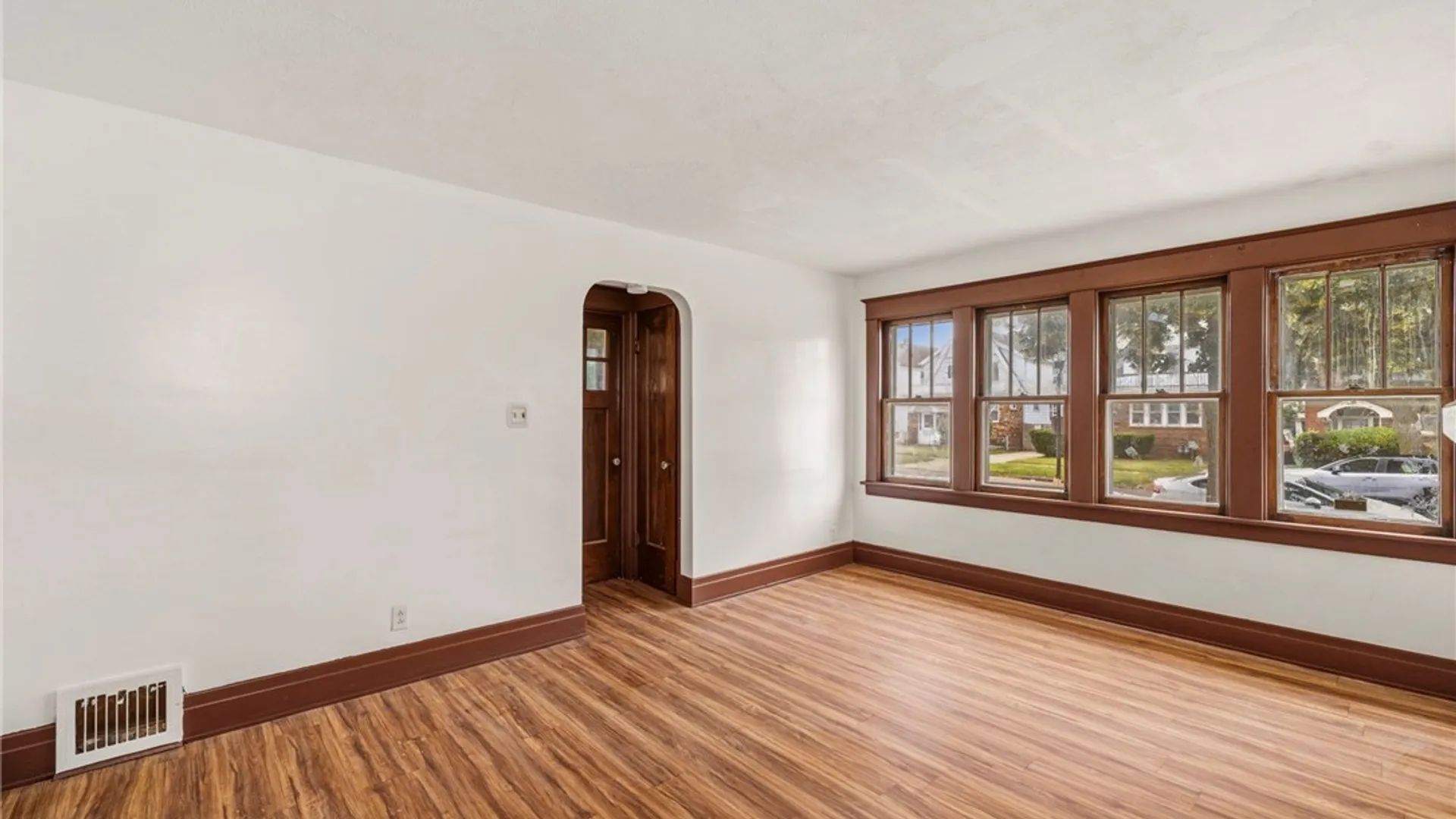 Property at 220 Davidson Avenue, Buffalo, NY 14215 6