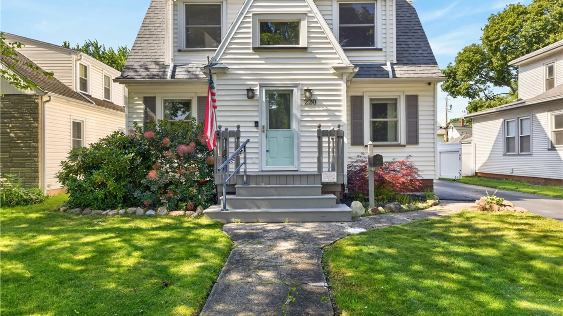 Property at 220 Barry Road, Irondequoit, NY 14617 3
