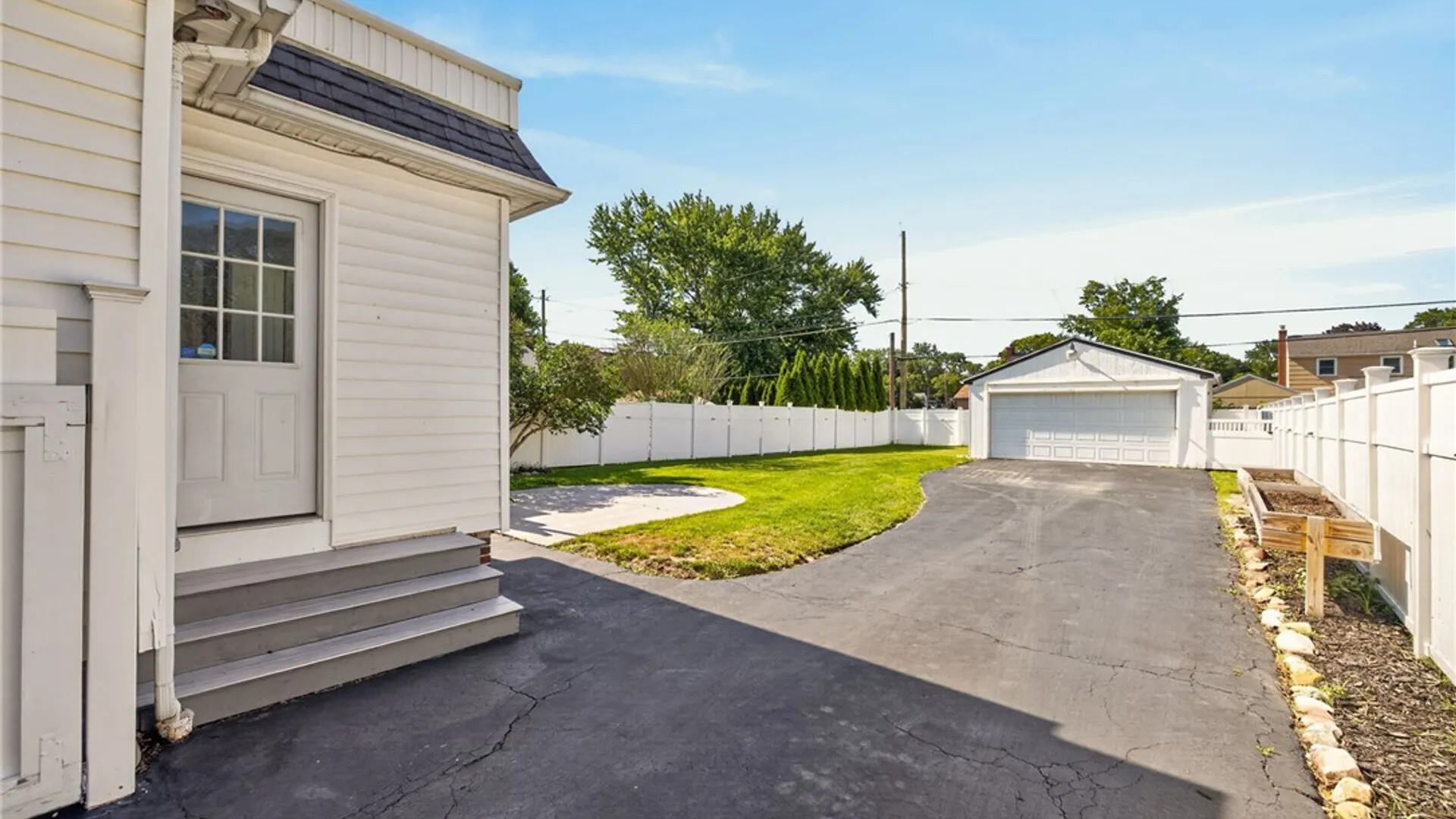 Property at 220 Barry Road, Irondequoit, NY 14617 32